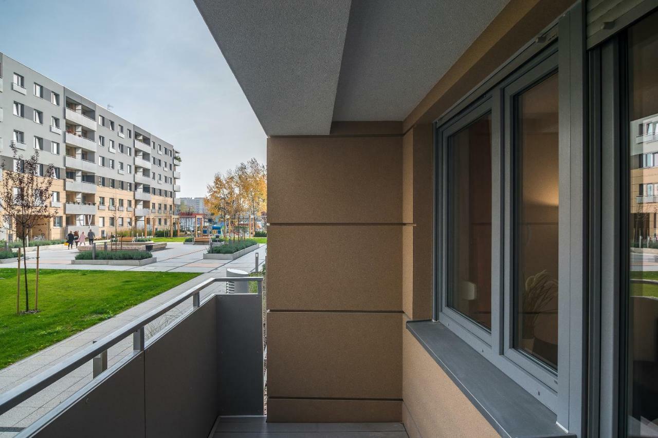 Exclusive Apartments Teczowa With Underground Parking By Noclegi Renters Breslavia Exterior foto