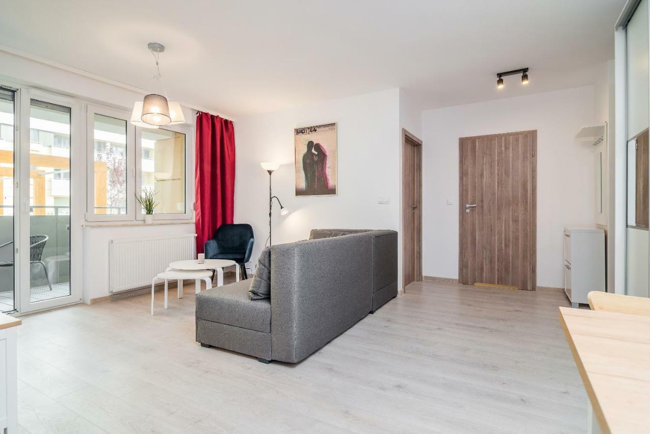 Exclusive Apartments Teczowa With Underground Parking By Noclegi Renters Breslavia Exterior foto
