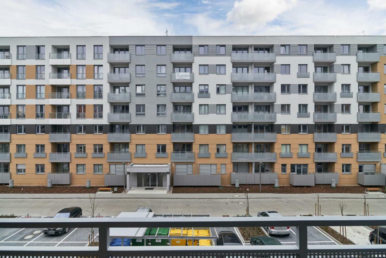 Exclusive Apartments Teczowa With Underground Parking By Noclegi Renters Breslavia Exterior foto