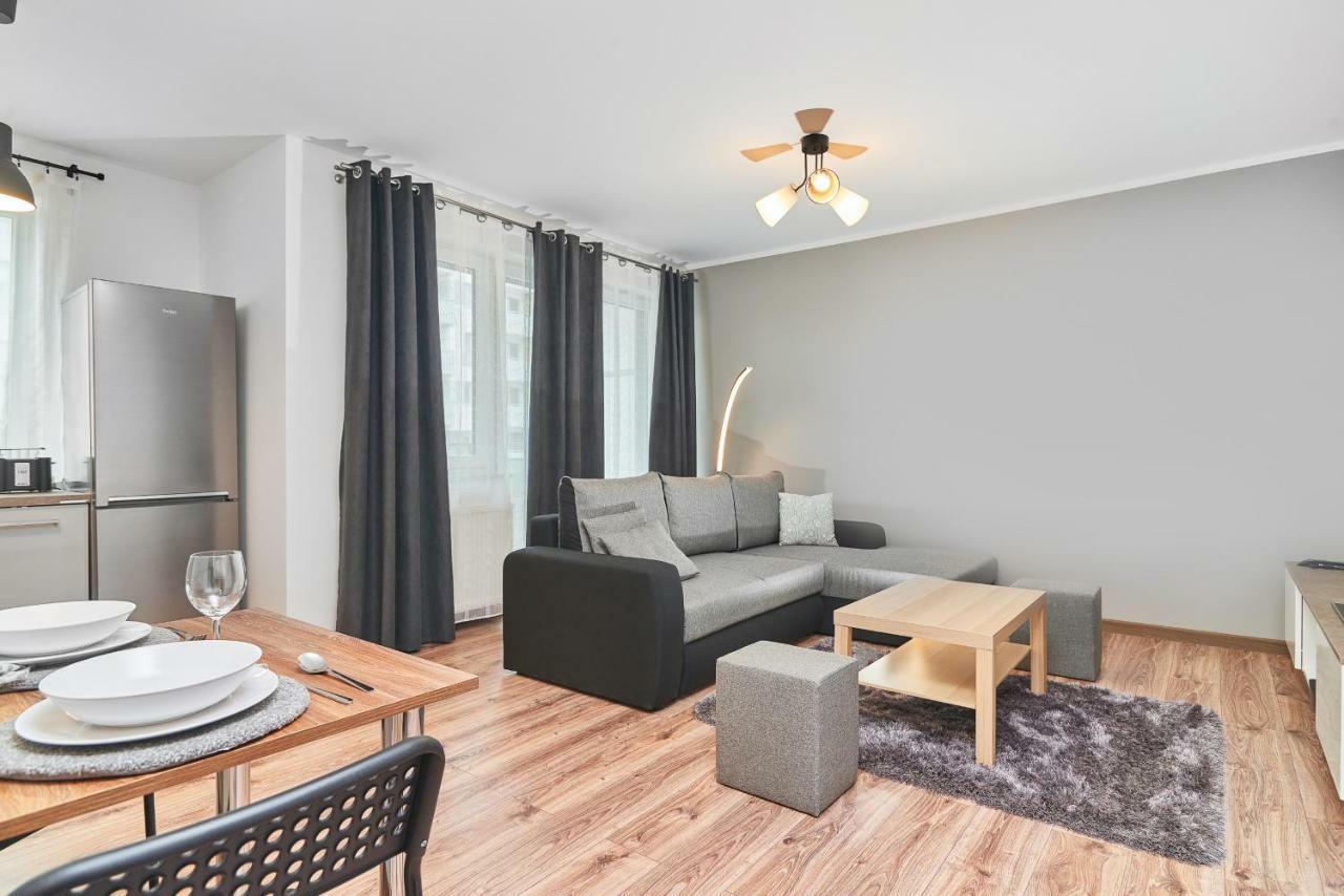 Exclusive Apartments Teczowa With Underground Parking By Noclegi Renters Breslavia Exterior foto