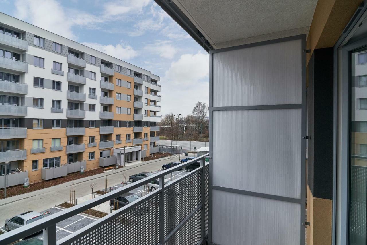 Exclusive Apartments Teczowa With Underground Parking By Noclegi Renters Breslavia Exterior foto